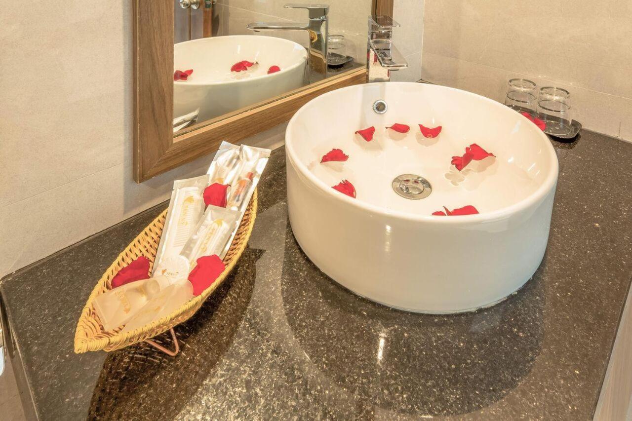 Yen Vy Hotel And Apartment Đà Nẵng Extérieur photo